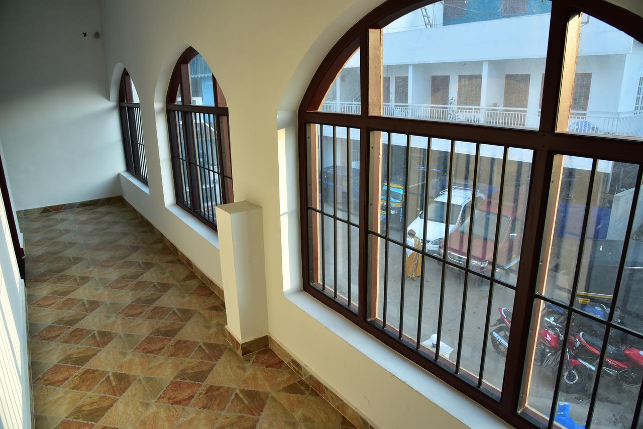 Natura Inn Munnar Ngoại thất bức ảnh